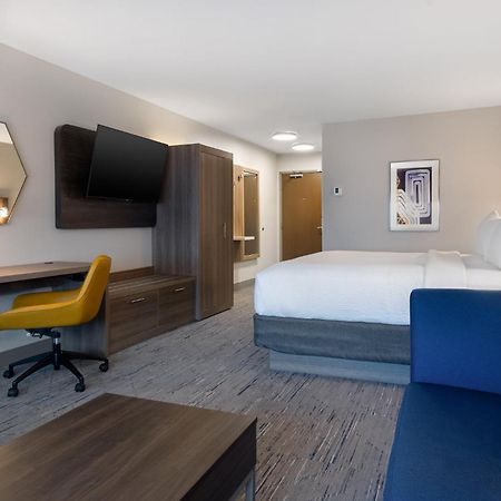 Holiday Inn Express & Suites Oscoda By Ihg ภายนอก รูปภาพ