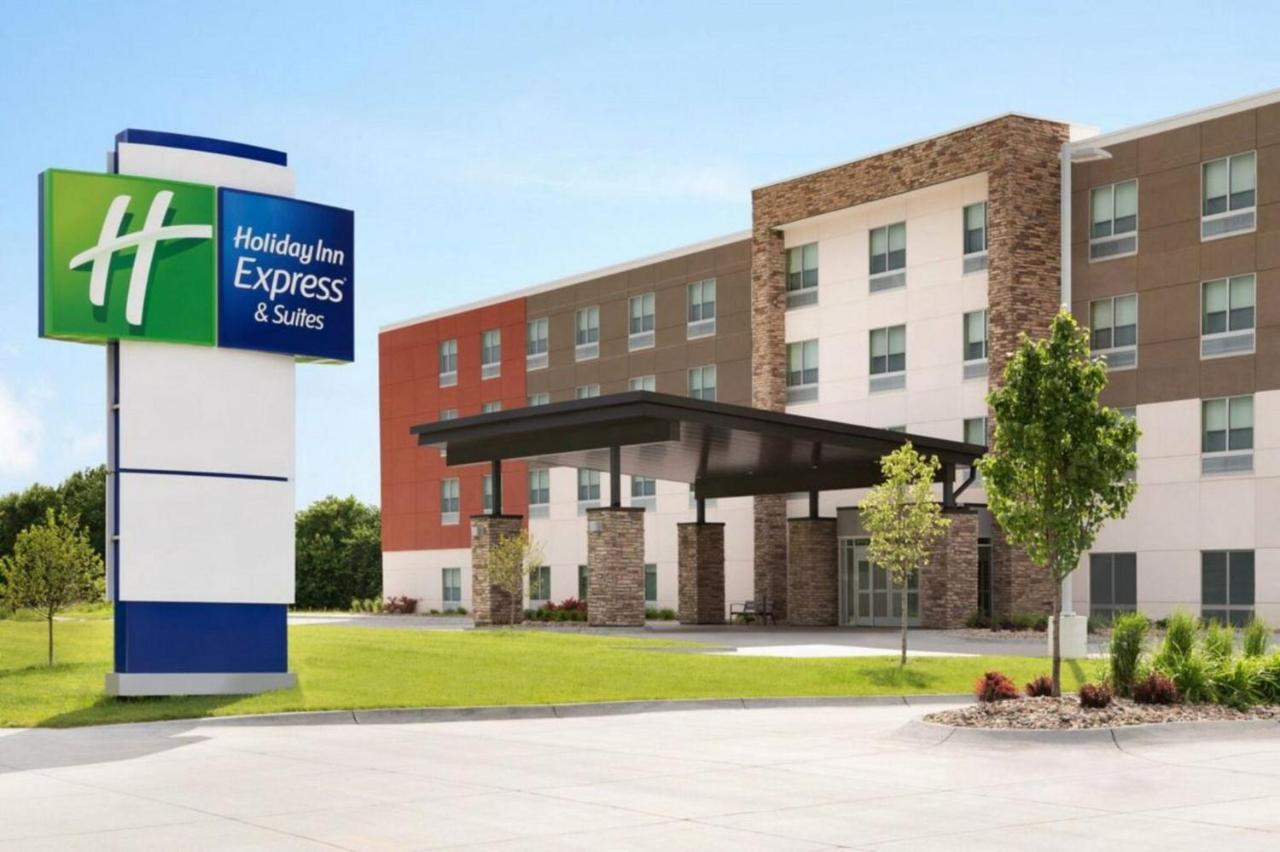 Holiday Inn Express & Suites Oscoda By Ihg ภายนอก รูปภาพ