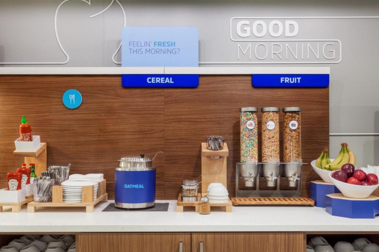Holiday Inn Express & Suites Oscoda By Ihg ภายนอก รูปภาพ