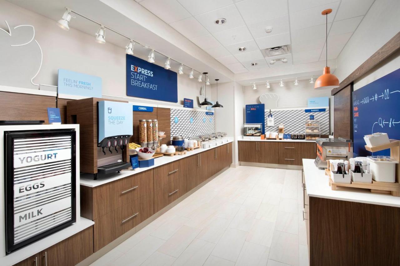 Holiday Inn Express & Suites Oscoda By Ihg ภายนอก รูปภาพ