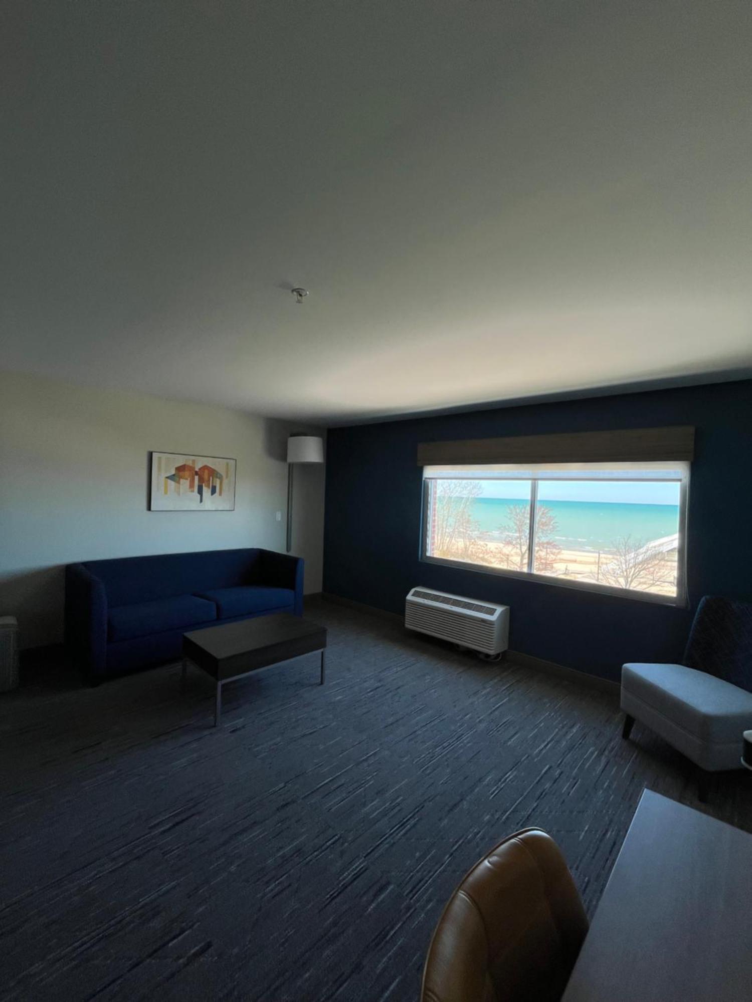 Holiday Inn Express & Suites Oscoda By Ihg ภายนอก รูปภาพ
