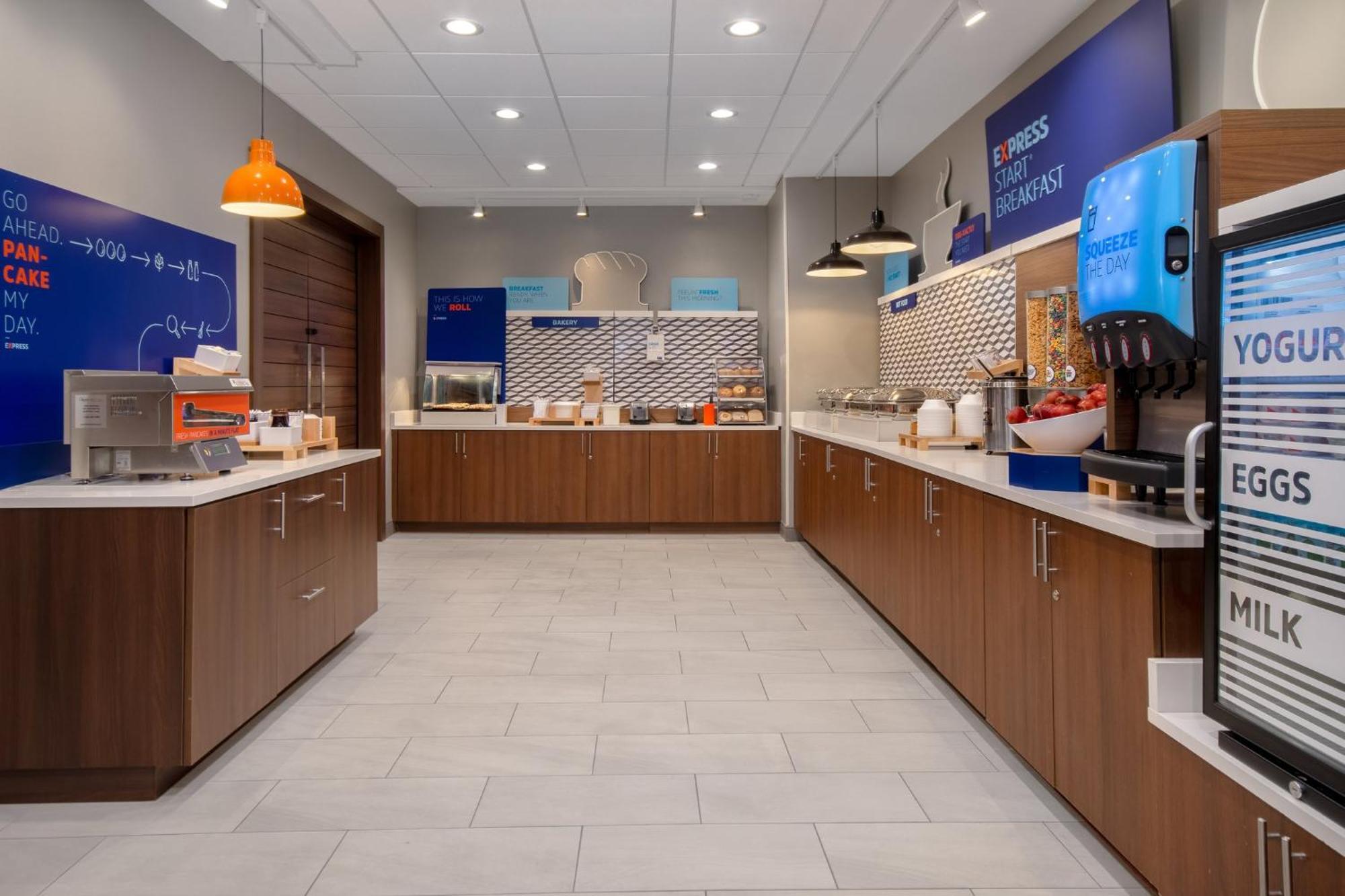 Holiday Inn Express & Suites Oscoda By Ihg ภายนอก รูปภาพ